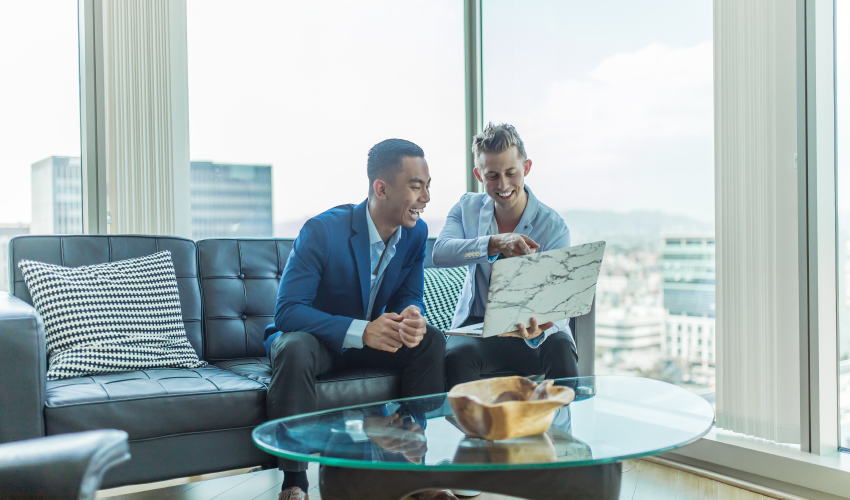 Las ofertas y promociones en la negociación son clave para el éxito.